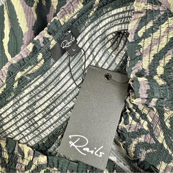 Rails Addison Layered Mini Skirt Olive Bengal Sz L NWT - Picture 6 of 8